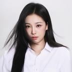 代梓妤头像