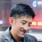 石玉龙头像