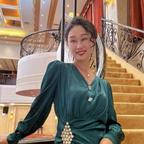 李芮头像