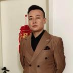 耿楠头像