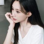 闫思柔头像