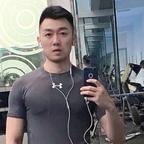 何俊汐头像