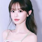 春江雾头像