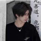 小丁头像