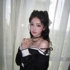80岁美少女爱看短剧头像