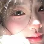 郁^莹^头像