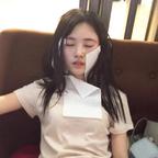 小麟祎^露芜衣全肯定版头像