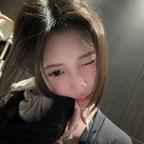 7Viny头像