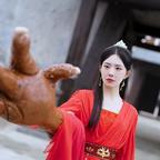 想吃鸡爪女帝头像