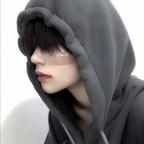 皱眉头的小鬼.头像
