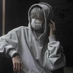 六月头像