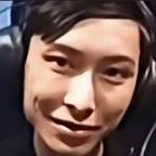永远多一份自信😏头像