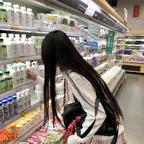 华丽的看剧喝王老吉头像