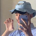 酒颂头像