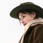 折栀头像