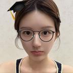 Rosy.赵兔兔🐰头像