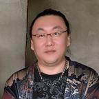 屎前巨饿头像