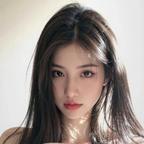 最美田甜一头像