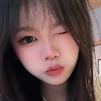 泡泡璐璐爱吃香菜头像