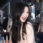 坐拥三宫六院的女帝头像