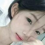 傻傻的一家头像