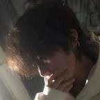 君逸仙头像