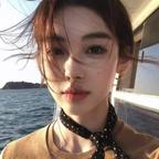 鱼子酱油女士😜头像