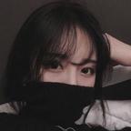 炫灬月影潇头像