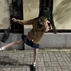 越恋越痛v头像