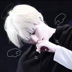 ^头像