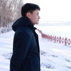 钢子制片头像