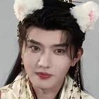 笑看庭前落花VC头像