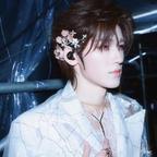 XUAN^头像