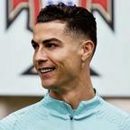 我爱CR7⚽️😚头像