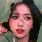 水色的鹿头像