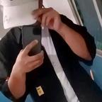 大栗子肉肉的小李子头像