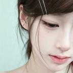 妤头像
