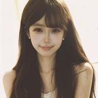 小吻头像