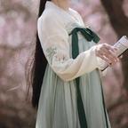 姜镜黎头像