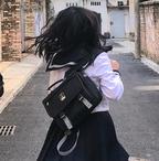 心田上的百合头像