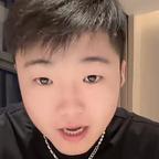 白小白歌手。头像