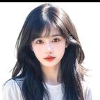 李佩盈女儿头像