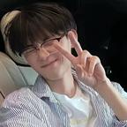 周翊然的亲亲老婆头像