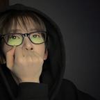 摘一颗雨滴头像