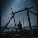 星辰沉默于花海之上头像