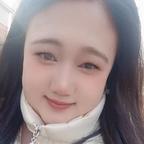 小公主彤宝😘头像