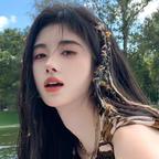 暂失明眸的夏芊芊头像