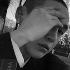 爱吃卷饼刷酱的漠然头像