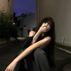 逷 儿头像