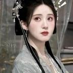 露芷怡头像
